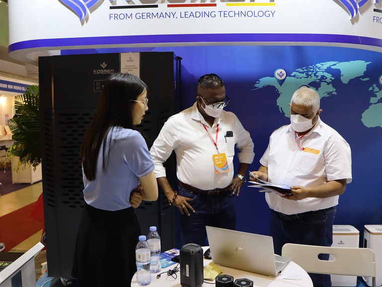 Máy Hút Ẩm Kosmen Thu Hút Sự Quan Tâm Của Khách Hàng Tại Triển Lãm Dệt May VTG 2022