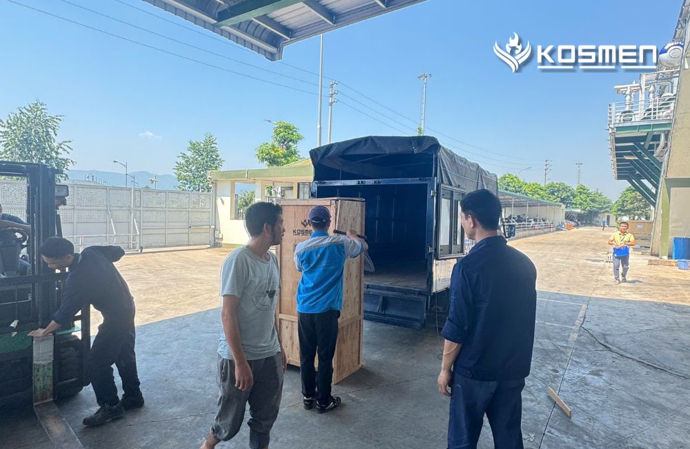 Giao h&agrave;ng m&aacute;y h&uacute;t ẩm c&ocirc;ng nghiệp Kosmen KM-150S tại Q&T