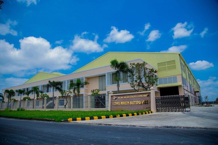 Lắp đặt máy hút ẩm sản xuất kính tại công ty Long Nhiên