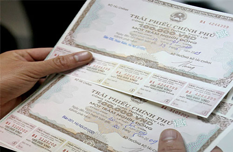 C&aacute;c loại giấy tờ c&oacute; gi&aacute; c&oacute; thể bị phai m&agrave;u khi bảo quản ở nơi c&oacute; độ ẩm cao 