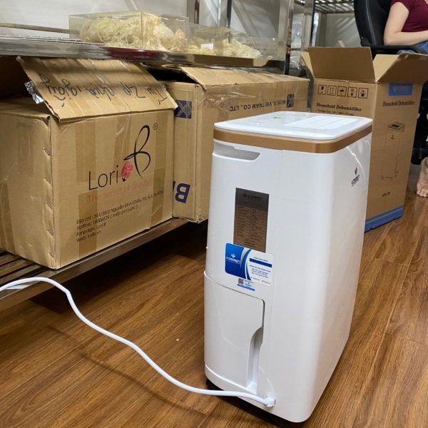 Kết nối nguồn điện tương th&iacute;ch với th&ocirc;ng số kỹ thuật của thiết bị