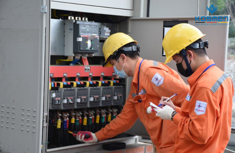 Cần kiểm tra thiết bị điện thường xuy&ecirc;n để theo d&otilde;i trạng th&aacute;i hoạt động của hệ thống