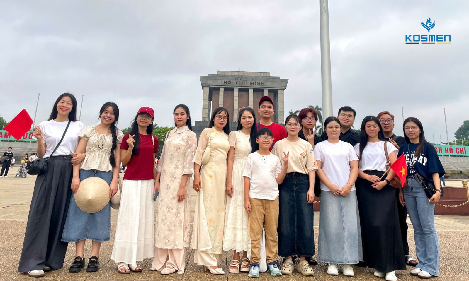 Chi&ecirc;m ngưỡng lễ thượng cờ đầy &yacute; nghĩa tại quảng trường Ba Đ&igrave;nh