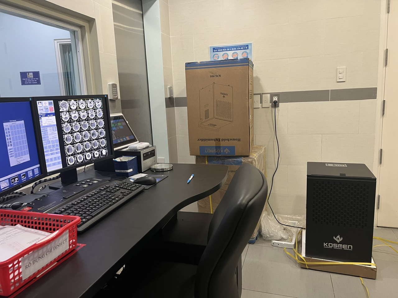 Máy hút ẩm Kosmen KM-90S kiểm soát độ ẩm hiệu quả, ngăn ngừa độ ẩm cao