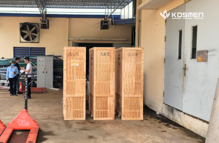 Dự &aacute;n lắp đặt m&aacute;y h&uacute;t ẩm Kosmen để bảo quản kho xưởng sản xuất