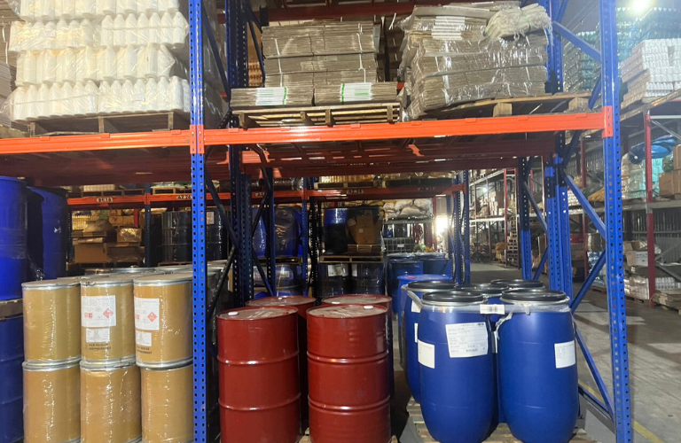 Lắp đặt máy hút ẩm để hút ẩm cho viên giặt dạng sủi