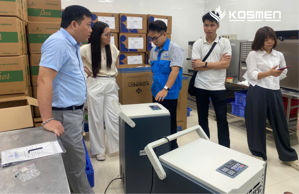 Lắp đặt m&aacute;y h&uacute;t ẩm c&ocirc;ng nghiệp Kosmen KM-90S cho Viện Dinh dưỡng Quốc gia