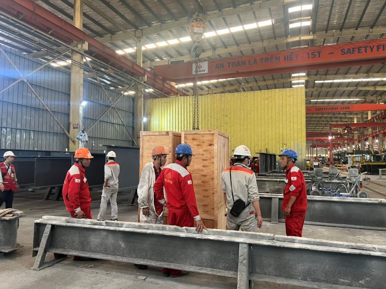 Lắp đặt m&aacute;y h&uacute;t ẩm Kosmen để bảo quản v&agrave; sấy kh&ocirc; sắt th&eacute;p sau khi sơn