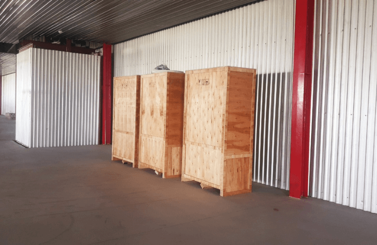 Lắp đặt máy hút ẩm Kosmen tại công ty Maxport Limited.
