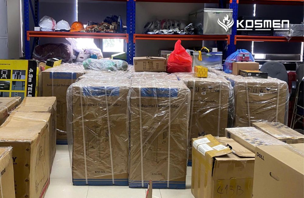 M&aacute;y h&uacute;t ẩm c&ocirc;ng nghiệp Kosmen KM-90S tại khu bảo tr&igrave; đường sắt
