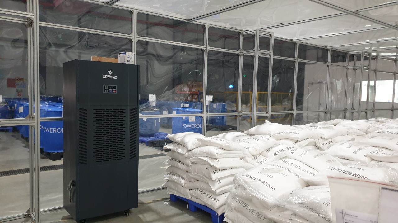 M&aacute;y h&uacute;t ẩm Kosmen c&ocirc;ng nghệ Đức hiện đại, kiểm so&aacute;t ẩm tối ưu cho kho h&agrave;ng h&oacute;a lưu trữ