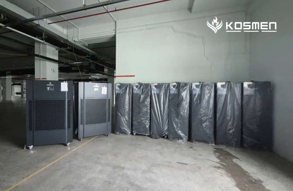 Lắp đặt m&aacute;y h&uacute;t ẩm c&ocirc;ng nghiệp Kosmen KM-480S bảo quản linh kiện điện tử