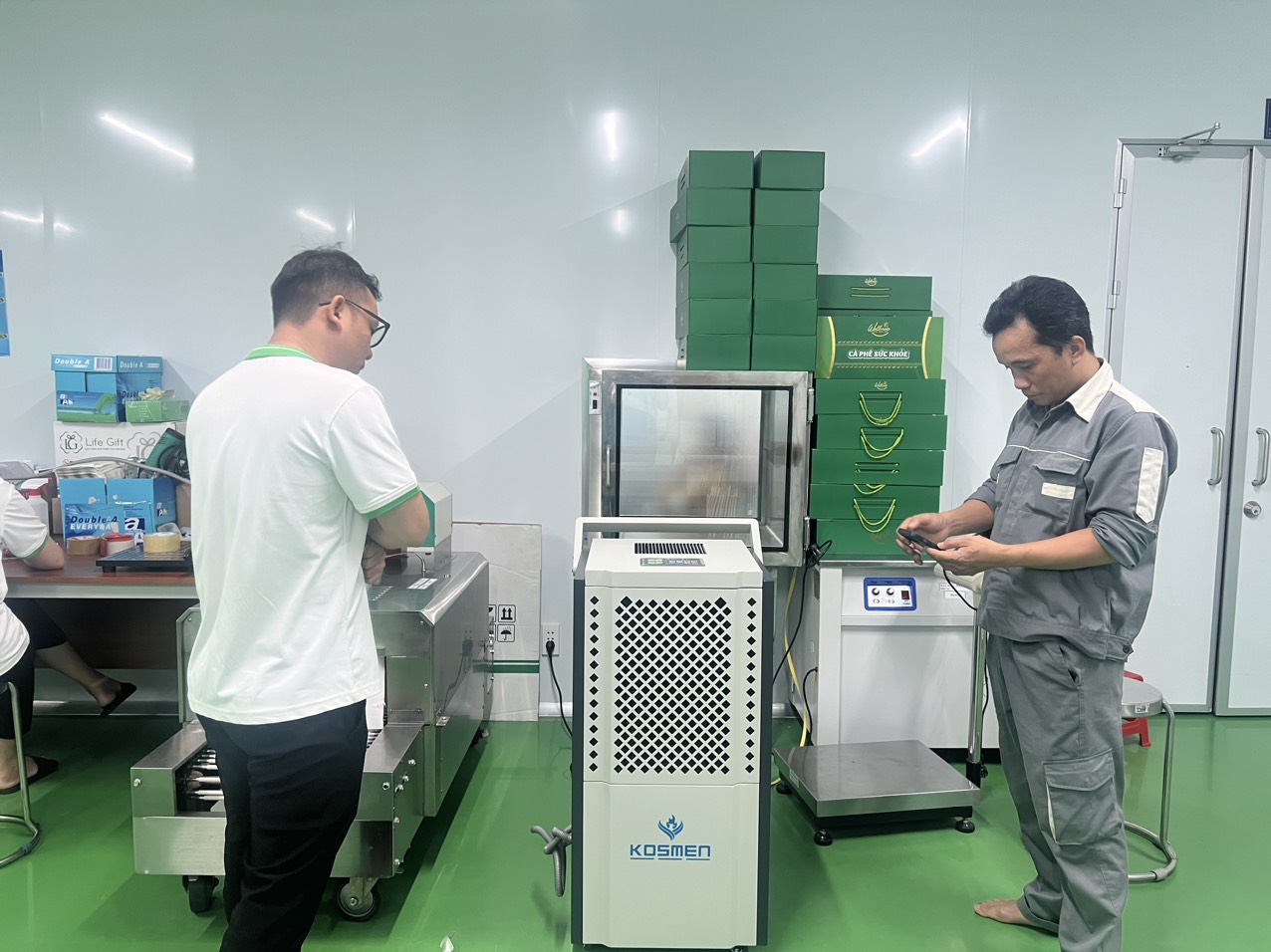 Lắp đặt m&aacute;y h&uacute;t ẩm Kosmen KM-150S được ứng dụng để sấy v&agrave; bảo quản c&agrave; ph&ecirc;