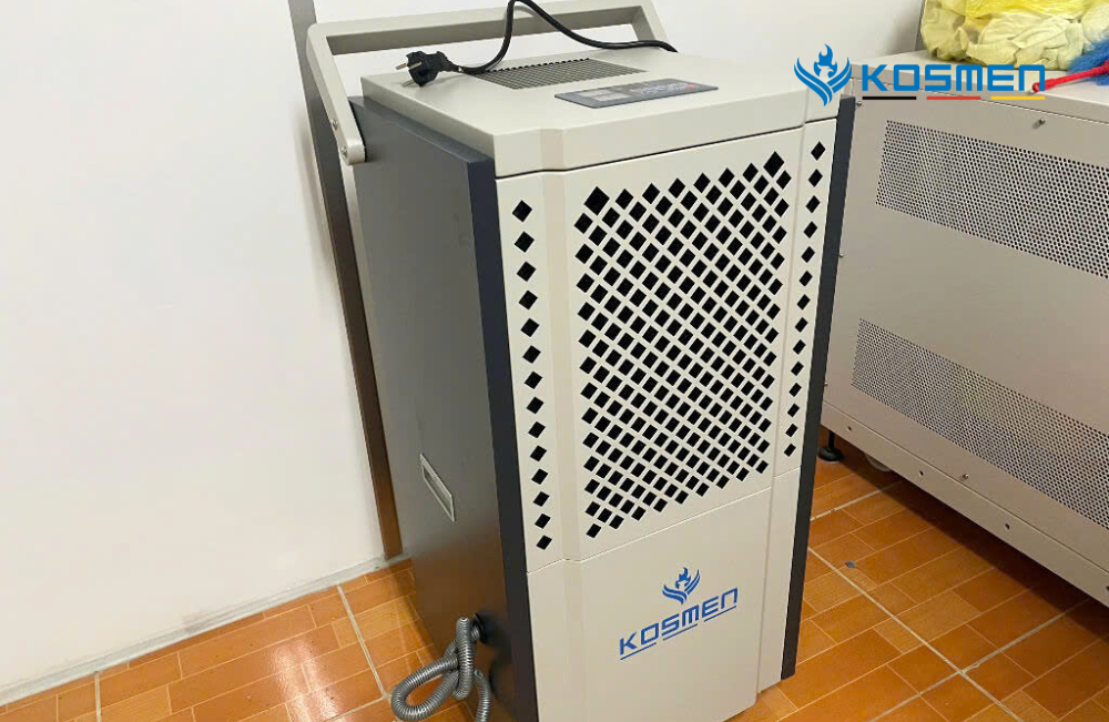 Lắp đặt máy hút ẩm Kosmen KM-150S xử lý ẩm tại bệnh viện