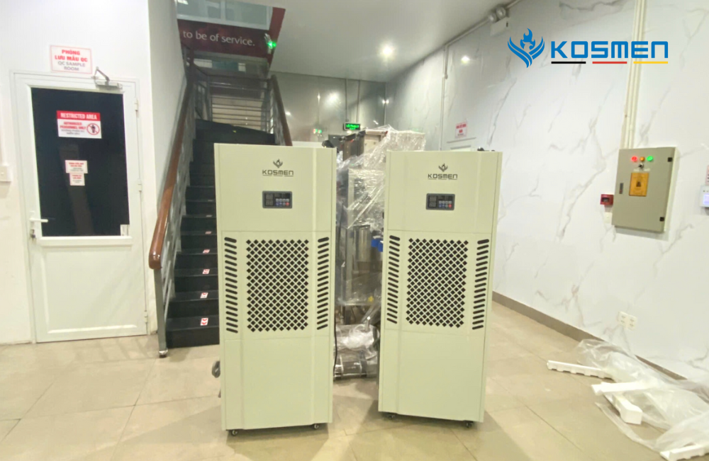 Lắp đặt m&aacute;y h&uacute;t ẩm Kosmen KM-180S bảo quản c&agrave; ph&ecirc; bột, c&agrave; ph&ecirc; rang xay