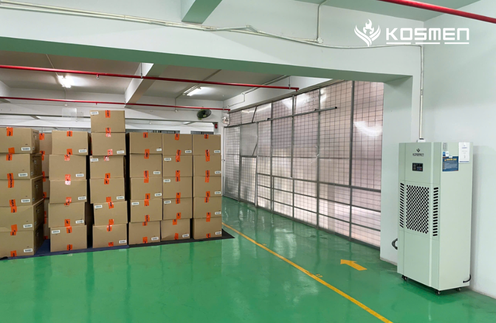 Lắp đặt máy hút ẩm Kosmen KM-180S bảo quản thành phẩm giày dép