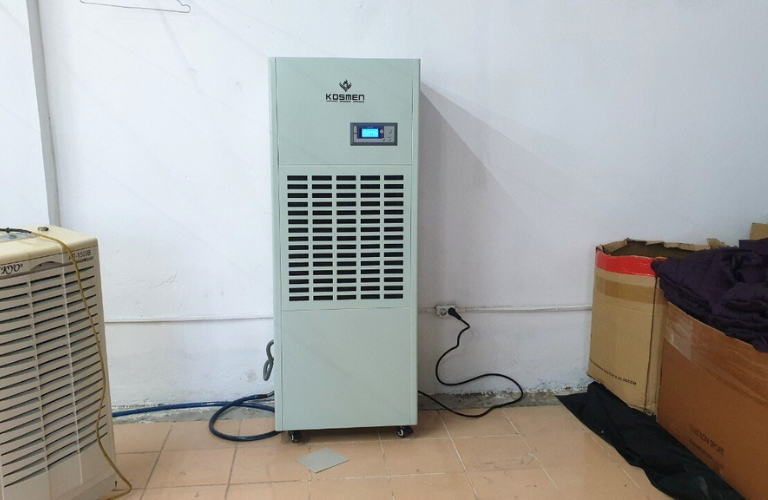 Dự án lắp đặt máy hút ẩm bảo quản quần áo