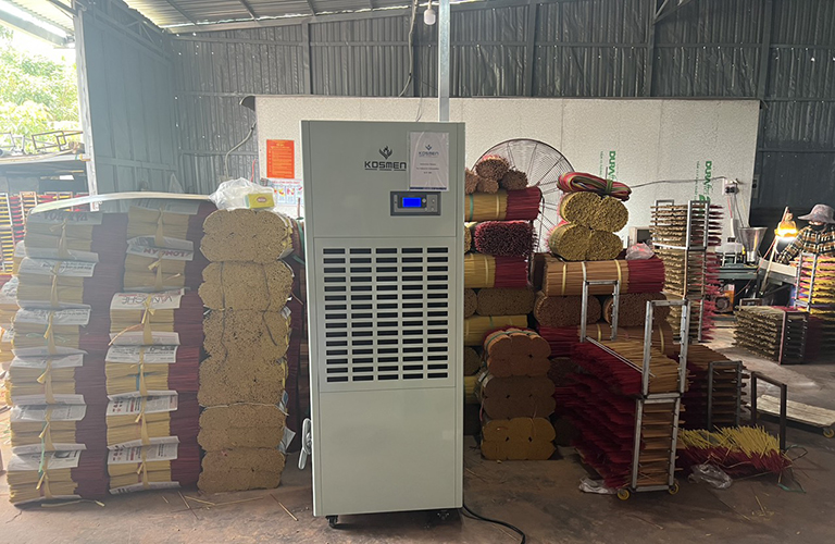 Dự &aacute;n lắp đặt m&aacute;y h&uacute;t ẩm cho cơ sở sấy nhang tỉnh Long An 