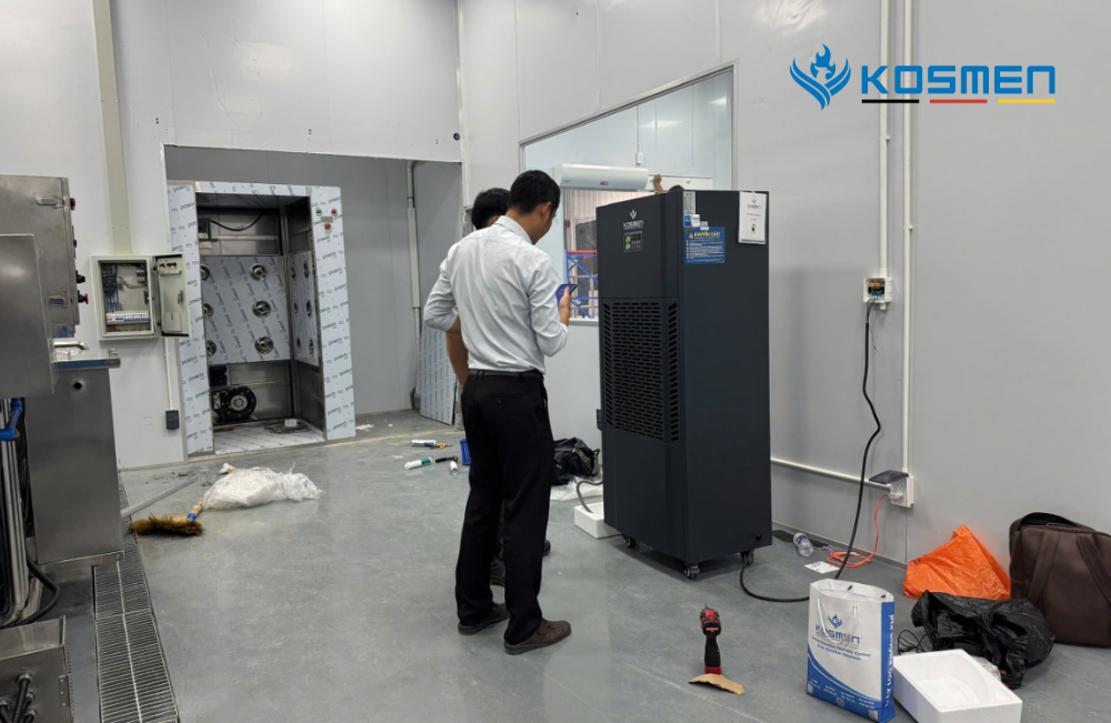 Lắp đặt m&aacute;y h&uacute;t ẩm Kosmen KM-250S kiểm so&aacute;t ẩm khu vực chế biến v&agrave; bảo quản n&ocirc;ng sản