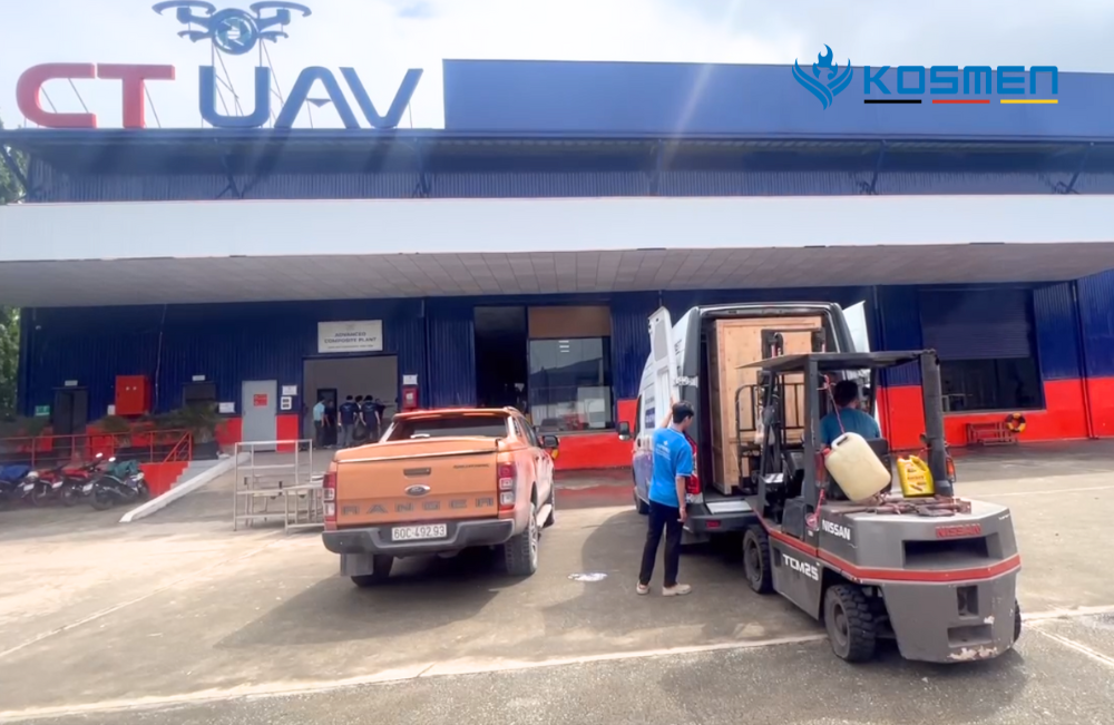 Lắp đặt máy hút ẩm Kosmen KM-480S để xử lý ẩm khu vực sản xuất máy bay không người lái