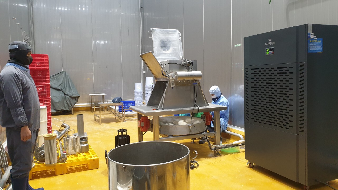 M&aacute;y h&uacute;t ẩm c&ocirc;ng nghiệp Kosmen KM-480S ph&ugrave; hợp cho những kho h&agrave;ng c&oacute; kh&ocirc;ng gian cực lớn l&ecirc;n đến 800m2