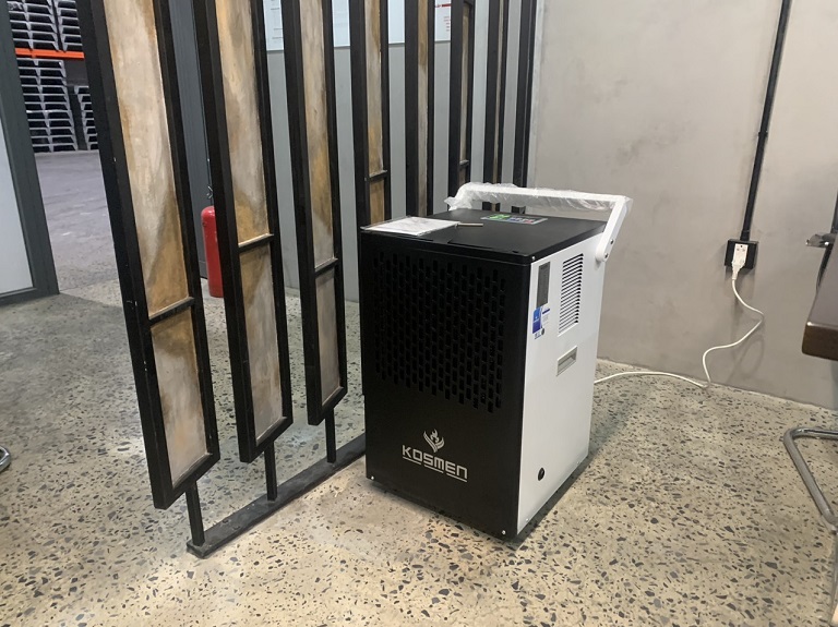 Máy khử ẩm công nghiệp Kosmen KM-90S giải quyết vấn đề nấm mốc một cách hiệu quả