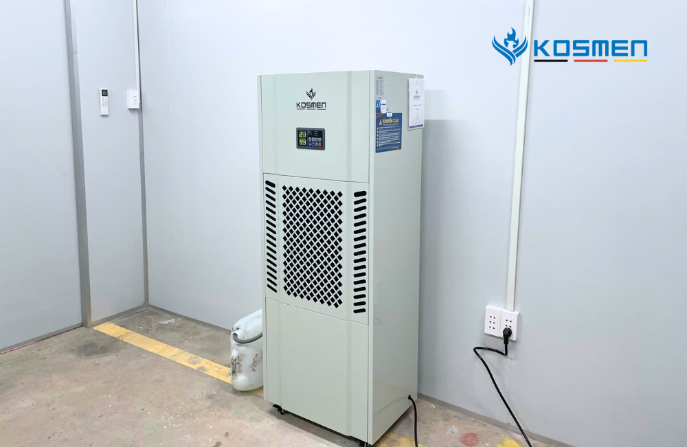 Lắp đặt máy hút ẩm Kosmen KM-180S để xử lý ẩm phòng in ấn