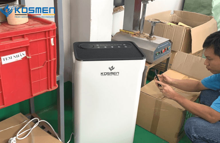 M&aacute;y h&uacute;t ẩm Kosmen tại C&ocirc;ng ty TNHH Cacao Trọng Đức
