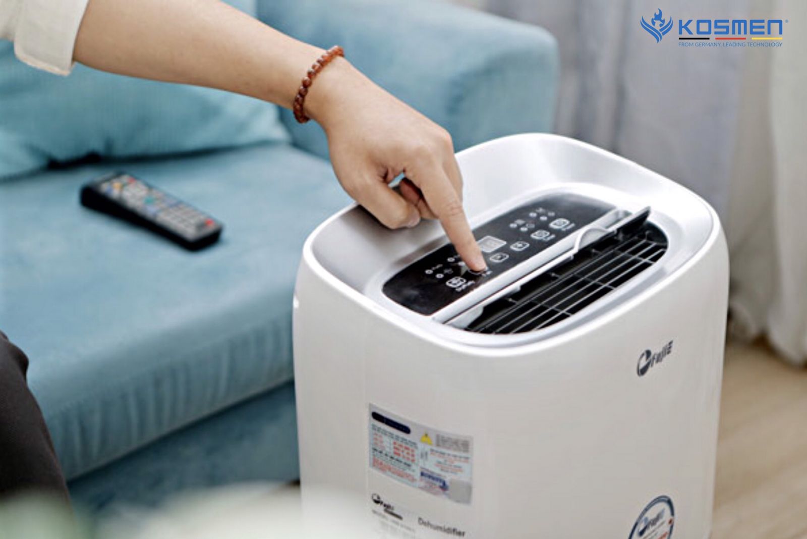 Thông tin hướng dẫn và giao diện của thiết bị được in hoàn toàn bằng tiếng Trung