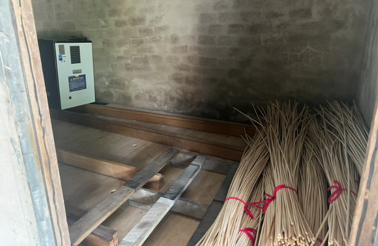 Cần kiểm so&aacute;t ẩm ngay từ kh&acirc;u sơ chế nguy&ecirc;n liệu