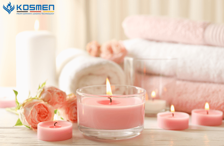 Thắp nến thơm để khử mùi và chống nồm ẩm trong nhà