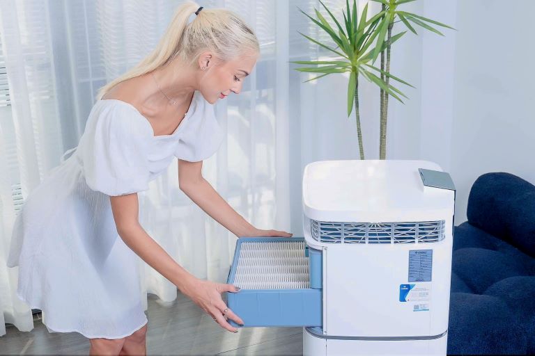 Nên thay bộ lọc cho máy lọc không khí để nâng cao hiệu quả lọc cho máy