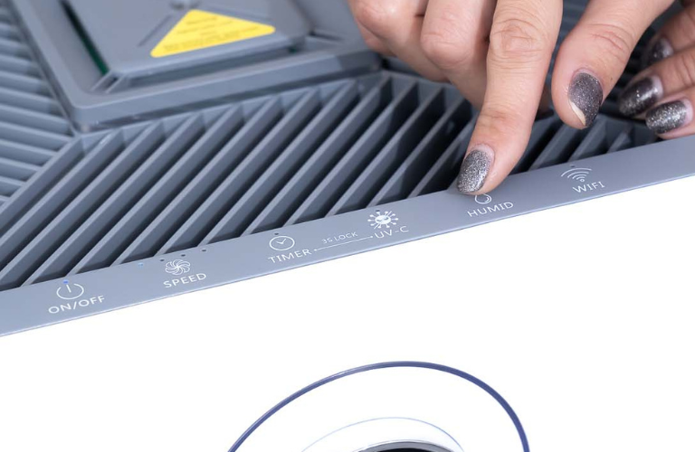 Máy lọc không khí có nhiều tiện ích đi kèm sẽ tăng hiệu quả lọc khí cho máy