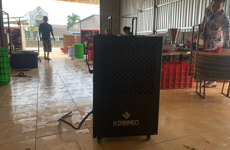 Lắp đặt máy hút ẩm Kosmen tại cơ sở sản xuất nhang Kiến Tường