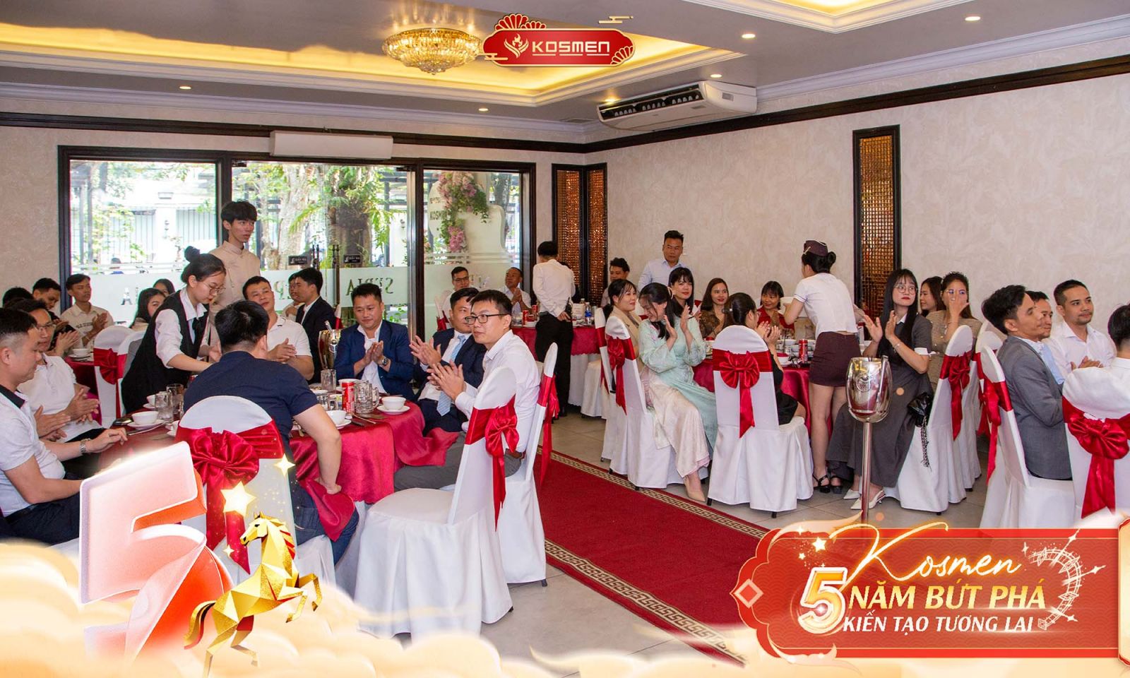 Không khí hân hoan trong buổi tiệc Gala 2025