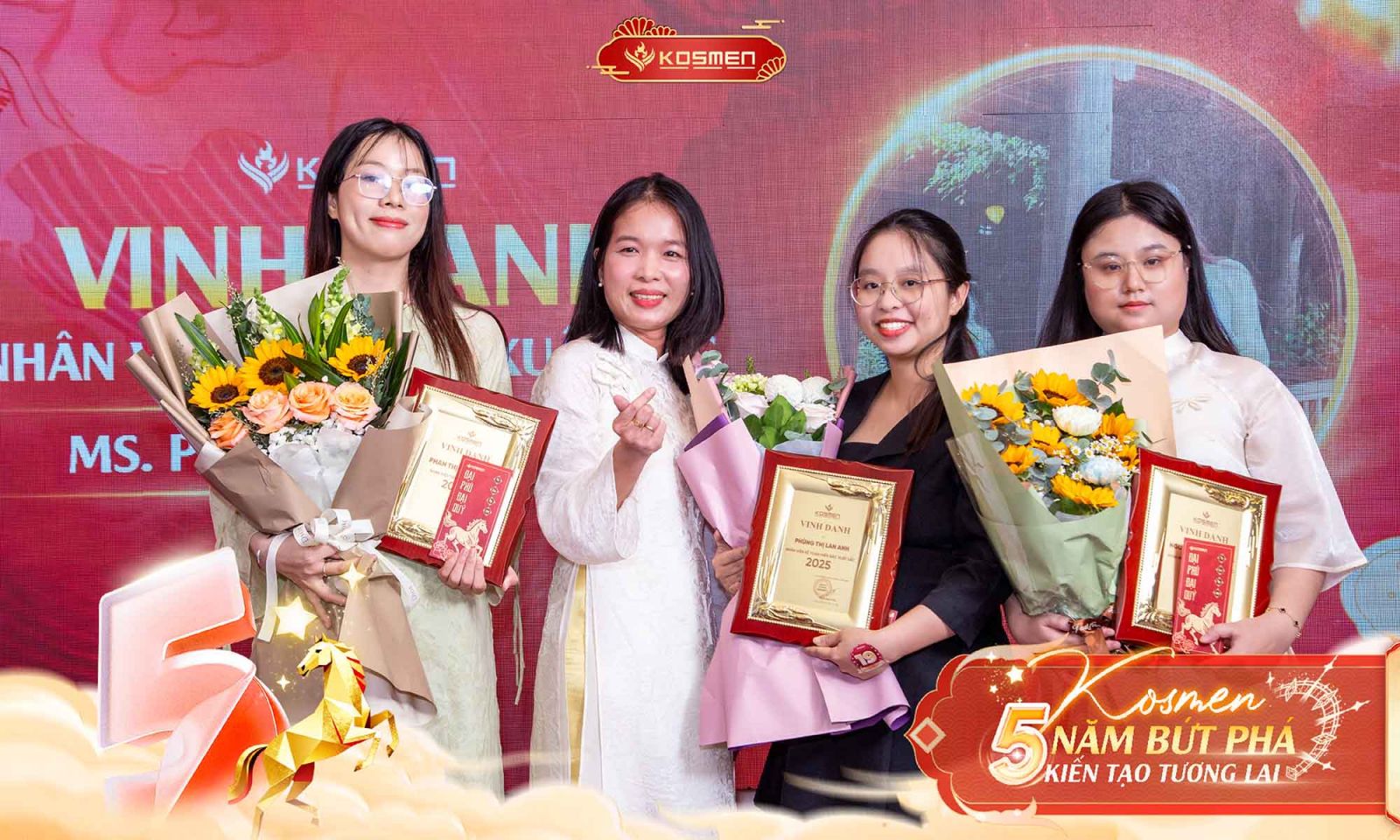 Hạng mục nhân viên xuất sắc năm 2025